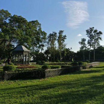 山頂公園 - Parks Near Me - Hong Kong, HK