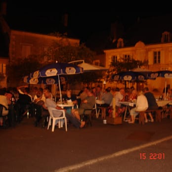 Franglais Bar Restaurant - During the summer months we party outside. - Pubs Near Me Franglais Bar Restaurant - During the summer months we party outside. - Pubs Near Me