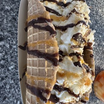 Sweet Rolled Tacos Florida - Coconut delight masterpiece - Ice Cream & Frozen Yogurt Near Me - Orlando, Florida Sweet Rolled Tacos Florida - Coconut delight masterpiece - Ice Cream & Frozen Yogurt Near Me - Orlando, Florida