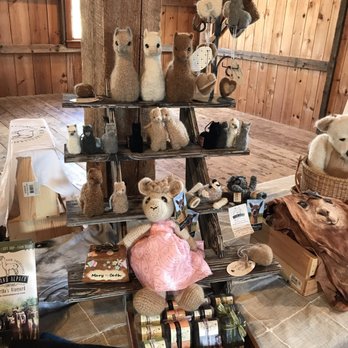 Martha's Vineyard Agricultural Society - Alpaca goods - Festivals Near Me - Vineyard Haven, Massachusetts Martha's Vineyard Agricultural Society - Alpaca goods - Festivals Near Me - Vineyard Haven, Massachusetts