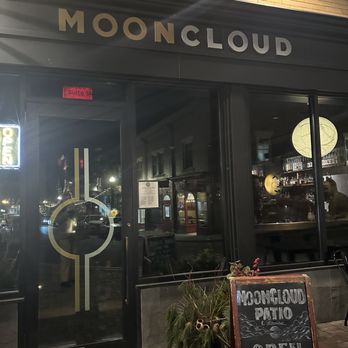 Mooncloud