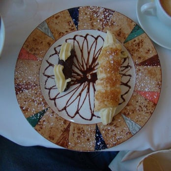 Castello Restaurant - Keep the Cannoli. - Italian Near Me - Danbury, Connecticut Castello Restaurant - Keep the Cannoli. - Italian Near Me - Danbury, Connecticut
