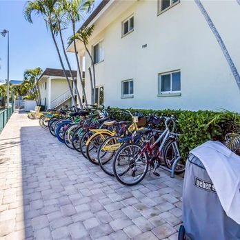 Nautilus Condominiums - a perfect island for biking- it's flat! - Condominiums Near Me - Holmes Beach, Florida