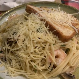 Shrimp Scampi Pasta (Linguini) Shrimp Scampi Pasta (Linguini)