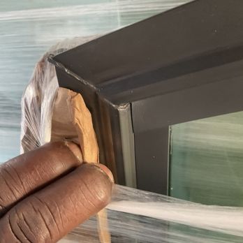 Renuity Home Improvement of South Florida - Bad corner weld. - General Contractors Near Me - Fort Lauderdale, Florida