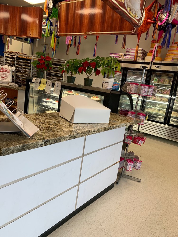 ESTRELLAS BAKERY 19 Photos & 20 Reviews 3820 Fry Rd, Katy, Texas