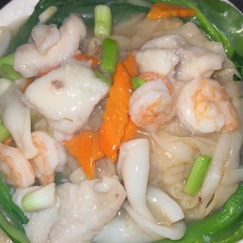 EAT Bistro - seafood Seafood Chow Mein or Chow Fun - Cantonese Near Me - Rosemead, California EAT Bistro - seafood Seafood Chow Mein or Chow Fun - Cantonese Near Me - Rosemead, California