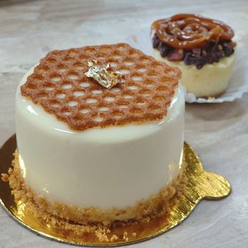 Baklovah Bakery - Desserts Near Me - San Antonio, Texas
