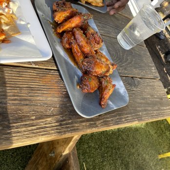 18bin - Wings again - Bars Near Me - Las Vegas, Nevada