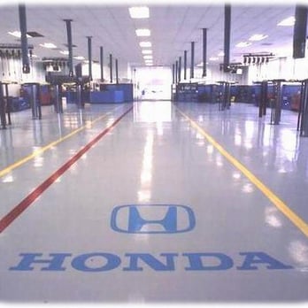 Walnut Creek Honda - Factory trained Certified Technicians and a floor so clean you won't believe we fix cars on it. - Auto Repair Near Me - Walnut Creek, California Walnut Creek Honda - Factory trained Certified Technicians and a floor so clean you won't believe we fix cars on it. - Auto Repair Near Me - Walnut Creek, California