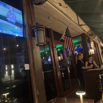 Norman's Tavern - Lovely Staff - American Near Me - Miami Beach, Florida Norman's Tavern - Lovely Staff - American Near Me - Miami Beach, Florida