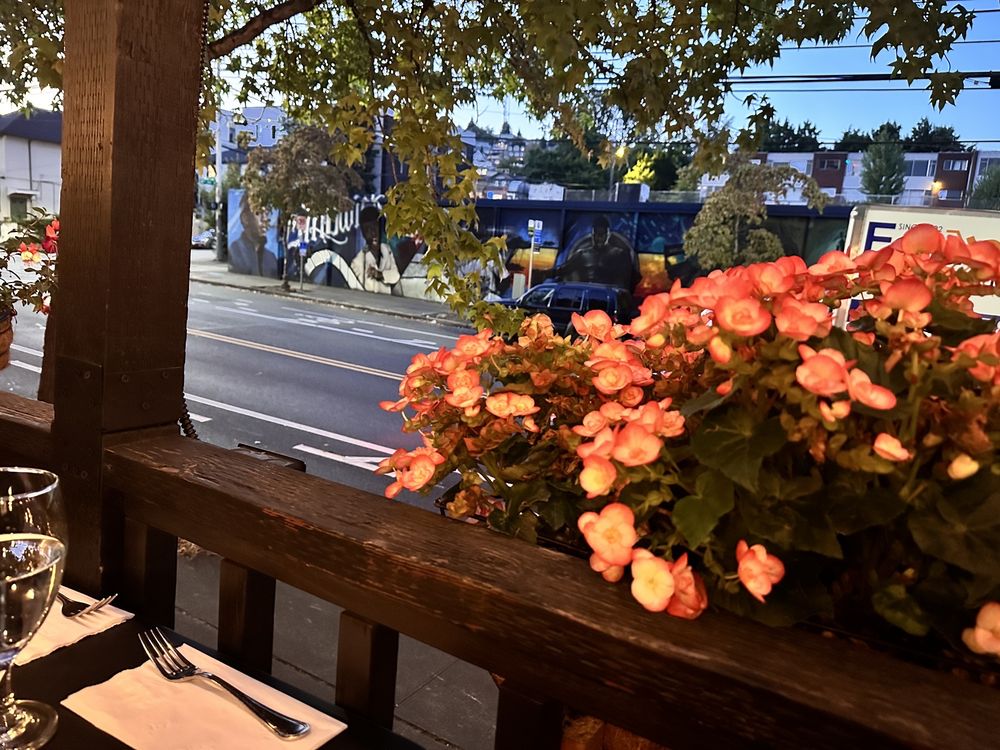 Bahn Thai Restaurant