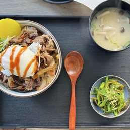 BBQ Unagi Roll
