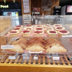 Rockton Berry Farm Country Market - Fresh Turnovers and Raspberry Tarts!