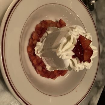 Le Diplomate - Strawberry ice cream and meringue - Brasseries Near Me - Washington, DC, District of Columbia