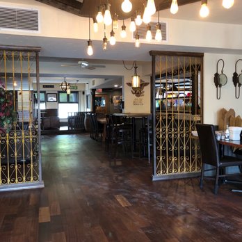 The Rose And Crown - Pubs Near Me - Canmore, Alberta The Rose And Crown - Pubs Near Me - Canmore, Alberta