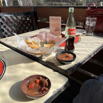 Joe Leo Fine Tex Mex - Chips and Salsa - Tex-Mex Near Me - Dallas, Texas