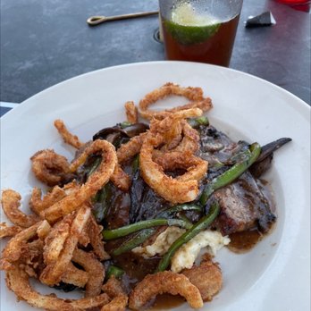 Stadium Grill - Meat liaf - Sports Bars Near Me - Columbia, Missouri
