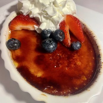 Webster's Bistro & Bar - Crème brûlée - New American Near Me - North Tonawanda, New York Webster's Bistro & Bar - Crème brûlée - New American Near Me - North Tonawanda, New York