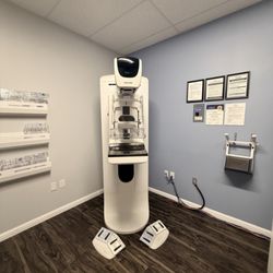 Temecula Valley Advanced Imaging -Temecula - 3D Mammography / Breast Tomosynthesis machine by Hologic