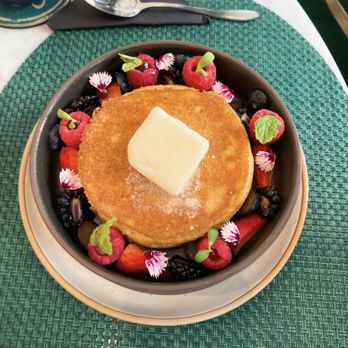 Podmore - Smoked soufflé pancake - Cocktail Bars Near Me - Honolulu, Hawaii Podmore - Smoked soufflé pancake - Cocktail Bars Near Me - Honolulu, Hawaii