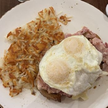 Café Central - Croque-Madame Toast - American Near Me - Reno, Nevada