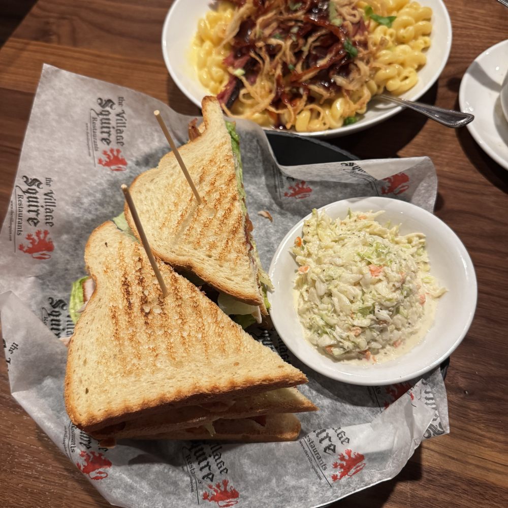 BBQ Brisket Mac and Turkey Club w/coleslaw! BBQ Brisket Mac and Turkey Club w/coleslaw!