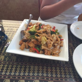 Thai Chili - Drunken noodle - Thai Near Me - Reno, Nevada Thai Chili - Drunken noodle - Thai Near Me - Reno, Nevada
