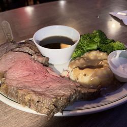 Dolan's Den - Queen prime rib