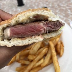 Steak sandwich