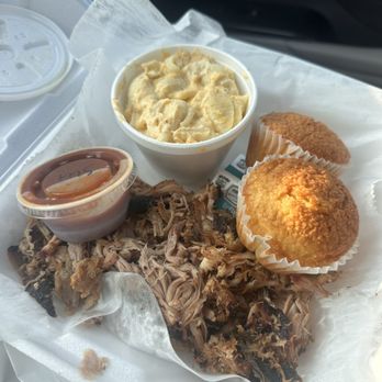 Red State BBQ - Pulled Pork Plate - Barbeque Near Me - Lexington, Kentucky Red State BBQ - Pulled Pork Plate - Barbeque Near Me - Lexington, Kentucky