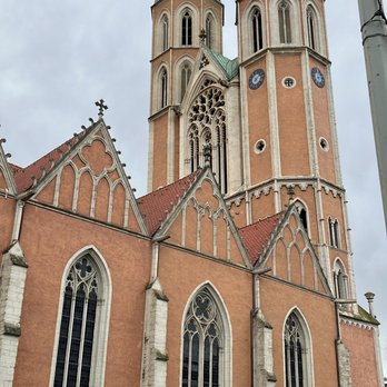 St. Katharinen - Churches Near Me - Braunschweig, NI