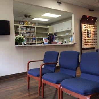 South Bay Optometry - Waiting area - Optometrists Near Me - Torrance, California South Bay Optometry - Waiting area - Optometrists Near Me - Torrance, California