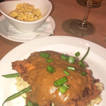1885 Grill - Southern fried chicken + side of creamed corn - Seafood Near Me - Chattanooga, Tennessee
