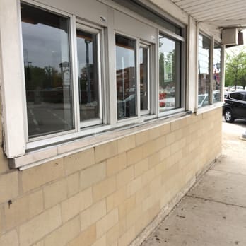 Hamburger Heaven - Service window. - Burgers Near Me - Elmhurst, Illinois