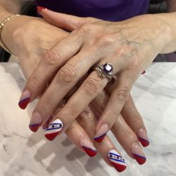 Patriotic nails design