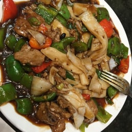 They don't kid around when they say thick rice noodle. Steak Pepper Rice Noodle Dish. They don't kid around when they say thick rice noodle. Steak Pepper Rice Noodle Dish.