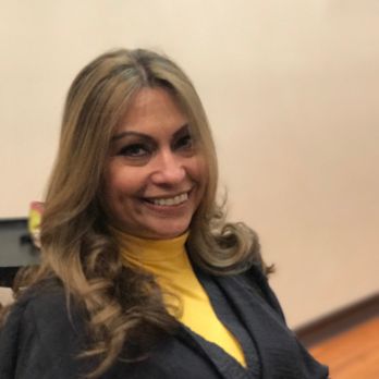 Salon De Larue - Love it, my hair looks great! - Hair Salons Near Me - Brooklyn, New York