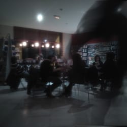 Café de Ficciones