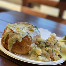 Clam Chowder Bread Bowl Clam Chowder Bread Bowl