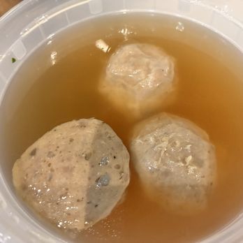 Pho Que Huong 2 - Pho broth with meatballs - Vietnamese Near Me - Honolulu, Hawaii