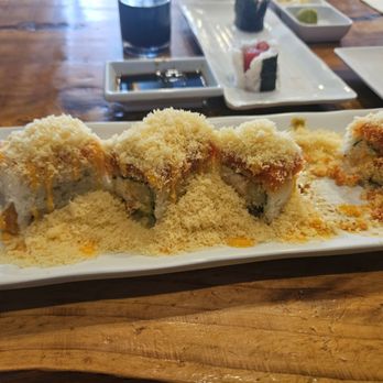 Sushi Kuchi - Sweet Hawaiian roll - Sushi Bars Near Me - San Diego, California Sushi Kuchi - Sweet Hawaiian roll - Sushi Bars Near Me - San Diego, California