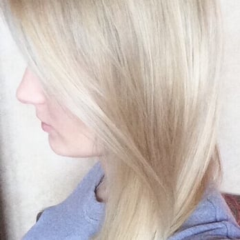 Eos Color Studio by Macy Stout - Blonde on blonde balayage - Hair Salons Near Me - Allen, Texas Eos Color Studio by Macy Stout - Blonde on blonde balayage - Hair Salons Near Me - Allen, Texas
