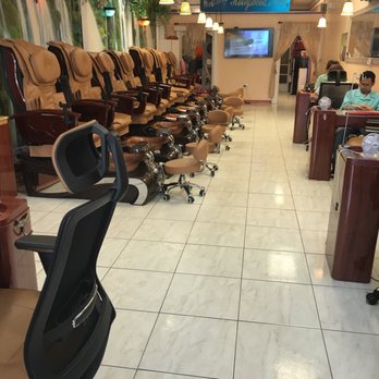 Hollywood Nails - Nail Salons Near Me - Clermont, Florida Hollywood Nails - Nail Salons Near Me - Clermont, Florida