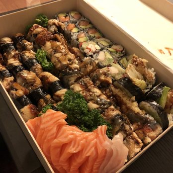 Akino - Picnic Box ($69) takeout - 3 classic rolls, 2 special rolls, 10 sashimi, 10 sushi - Sushi Bars Near Me - Elmhurst, New York