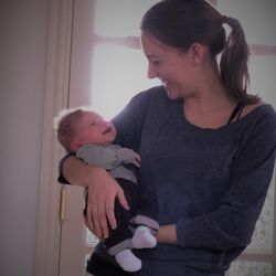 Family Care Solutions - Hanging out with baby N during a Postpartum Doula visit!