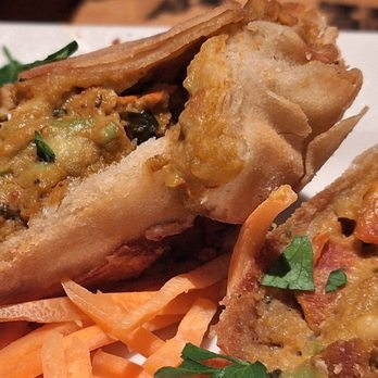 BJ's Restaurant & Brewhouse - Avacado egg rolls - Breweries Near Me - Mobile, Alabama
