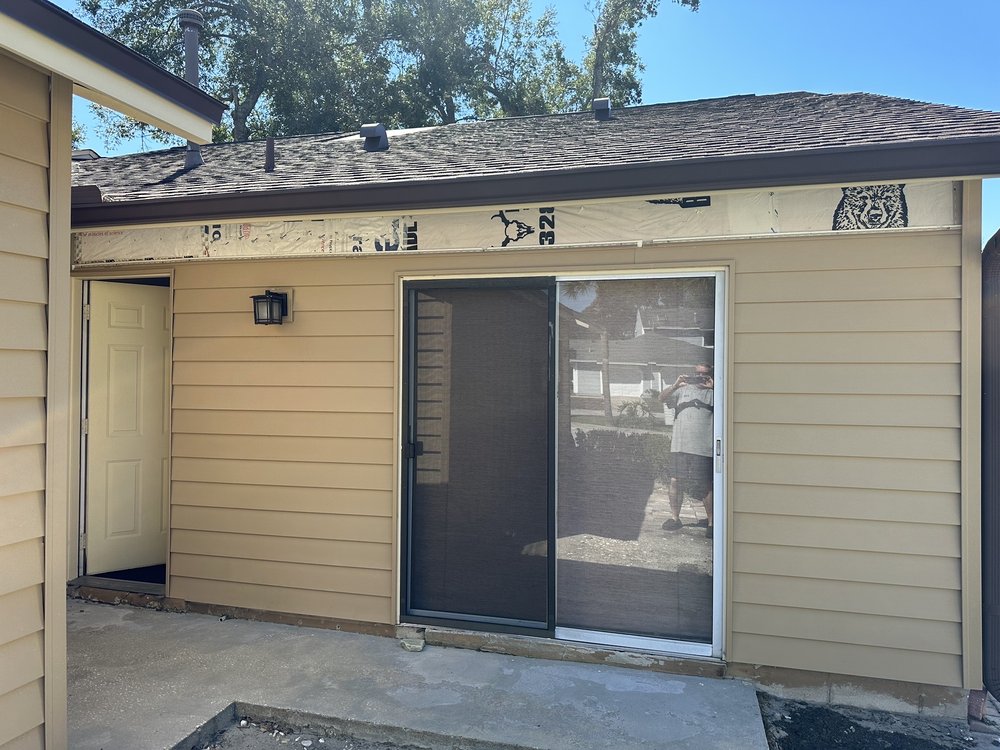 Slide of Universal Roof & Contracting