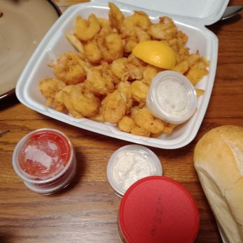 The Log Cabin - Fried shrimp platter. - Seafood Near Me - Clinton, Connecticut