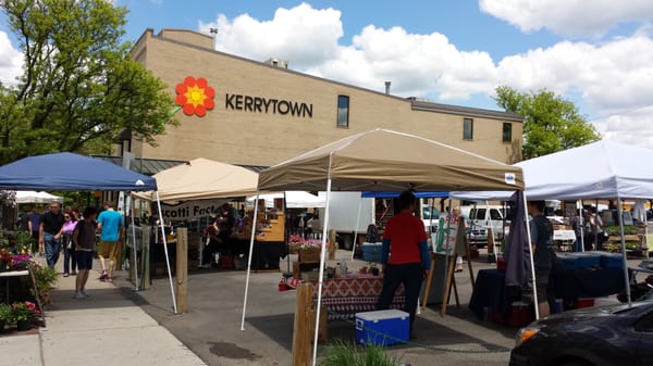 Ann Arbor Farmers Market by null